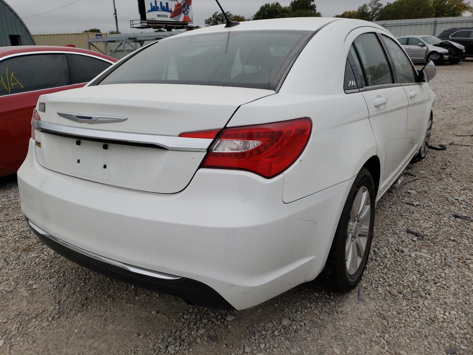 Photo 4 from auction – 2013 CHRYSLER 200 TOURIN with VIN 1C3CCBBG7DN527475