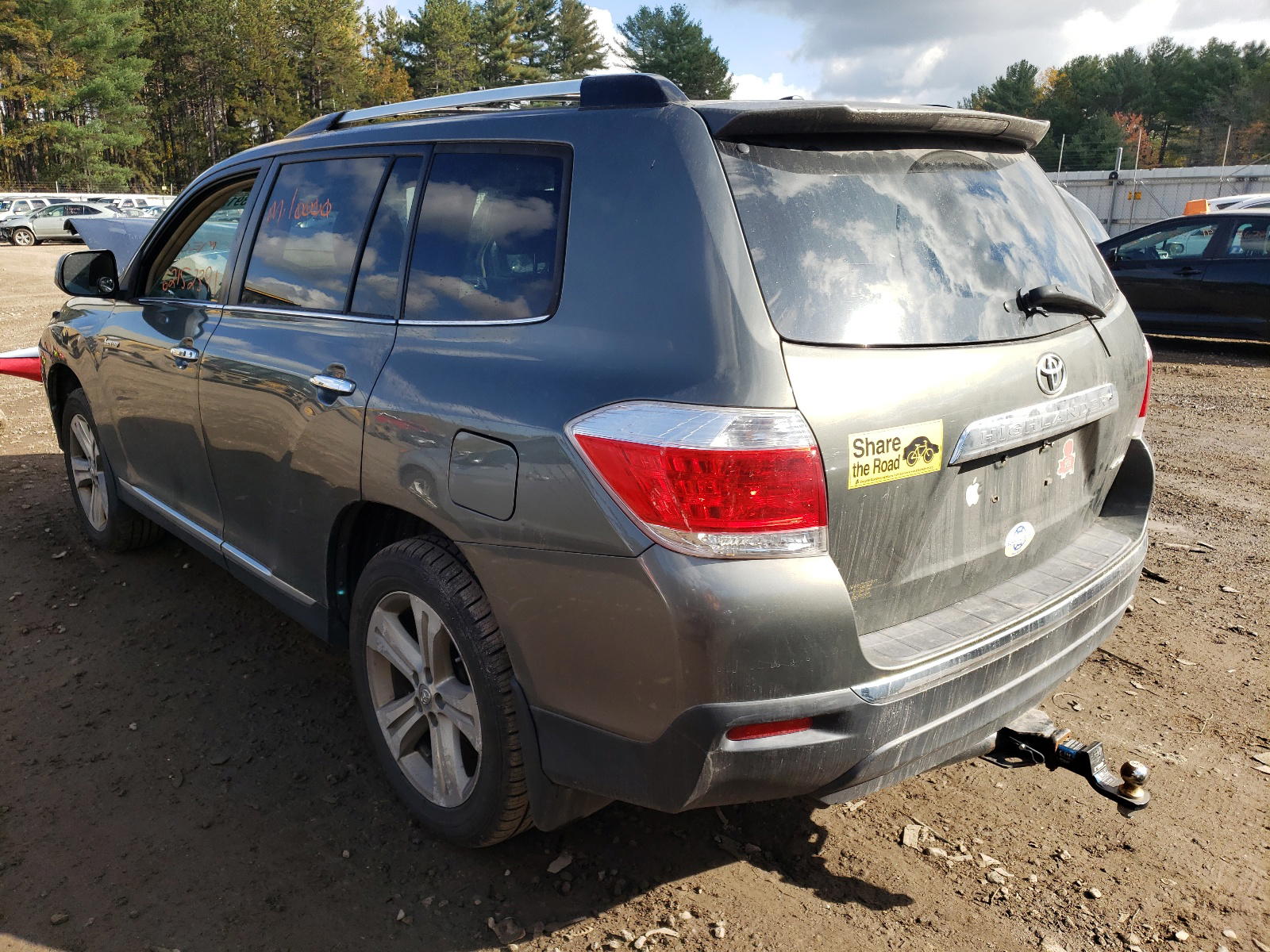 Photo 3 from auction – 2012 TOYOTA HIGHLANDER with VIN 5TDDK3EH5CS121426