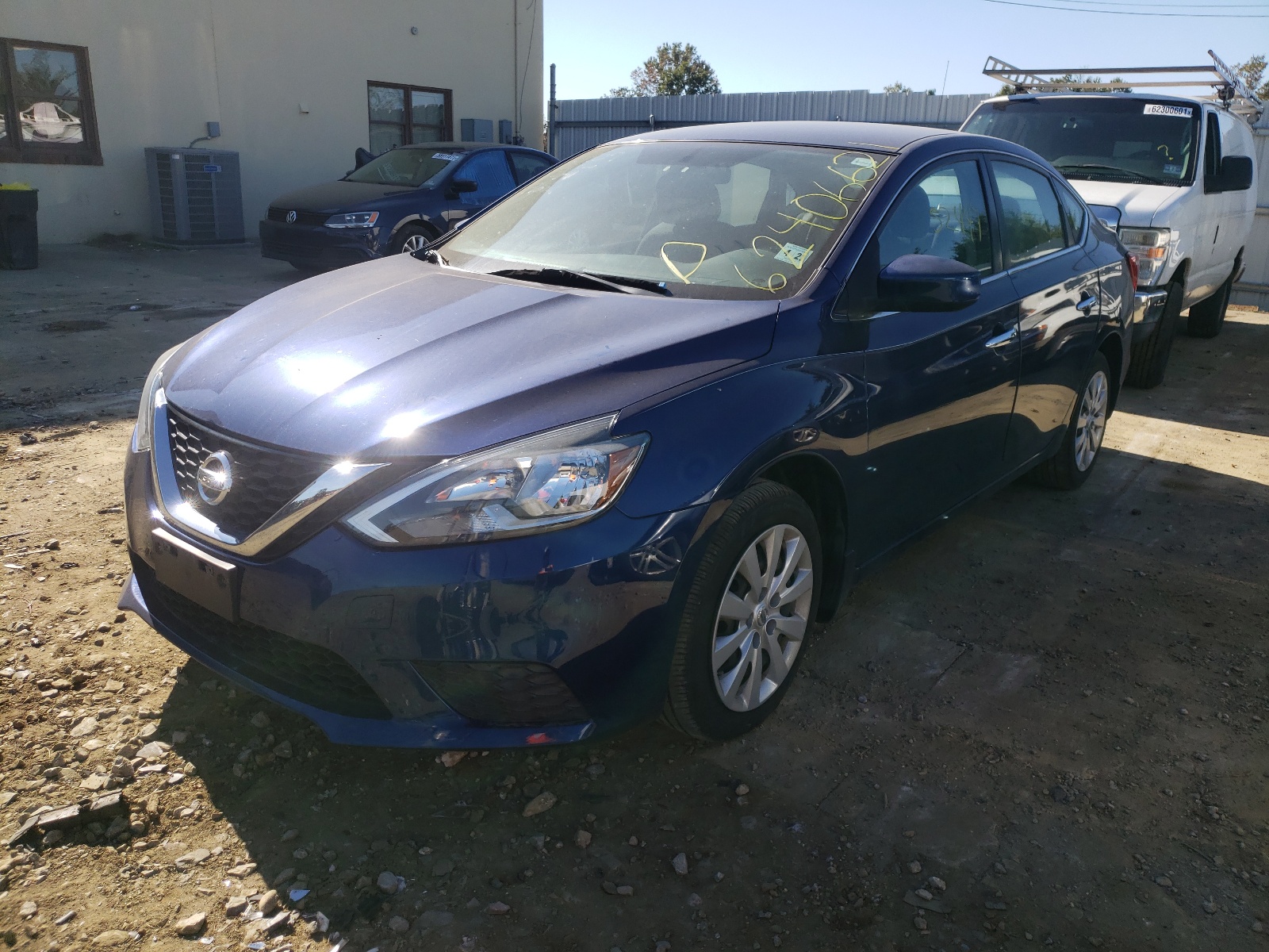 Photo 2 from auction – 2016 NISSAN SENTRA S with VIN 3N1AB7AP2GY254380