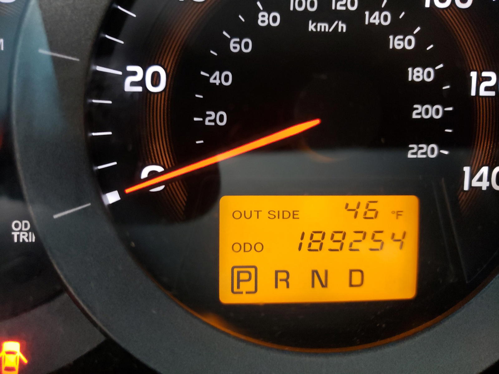 Photo 8 from auction – 2007 TOYOTA RAV4 with VIN JTMZD33V675046661