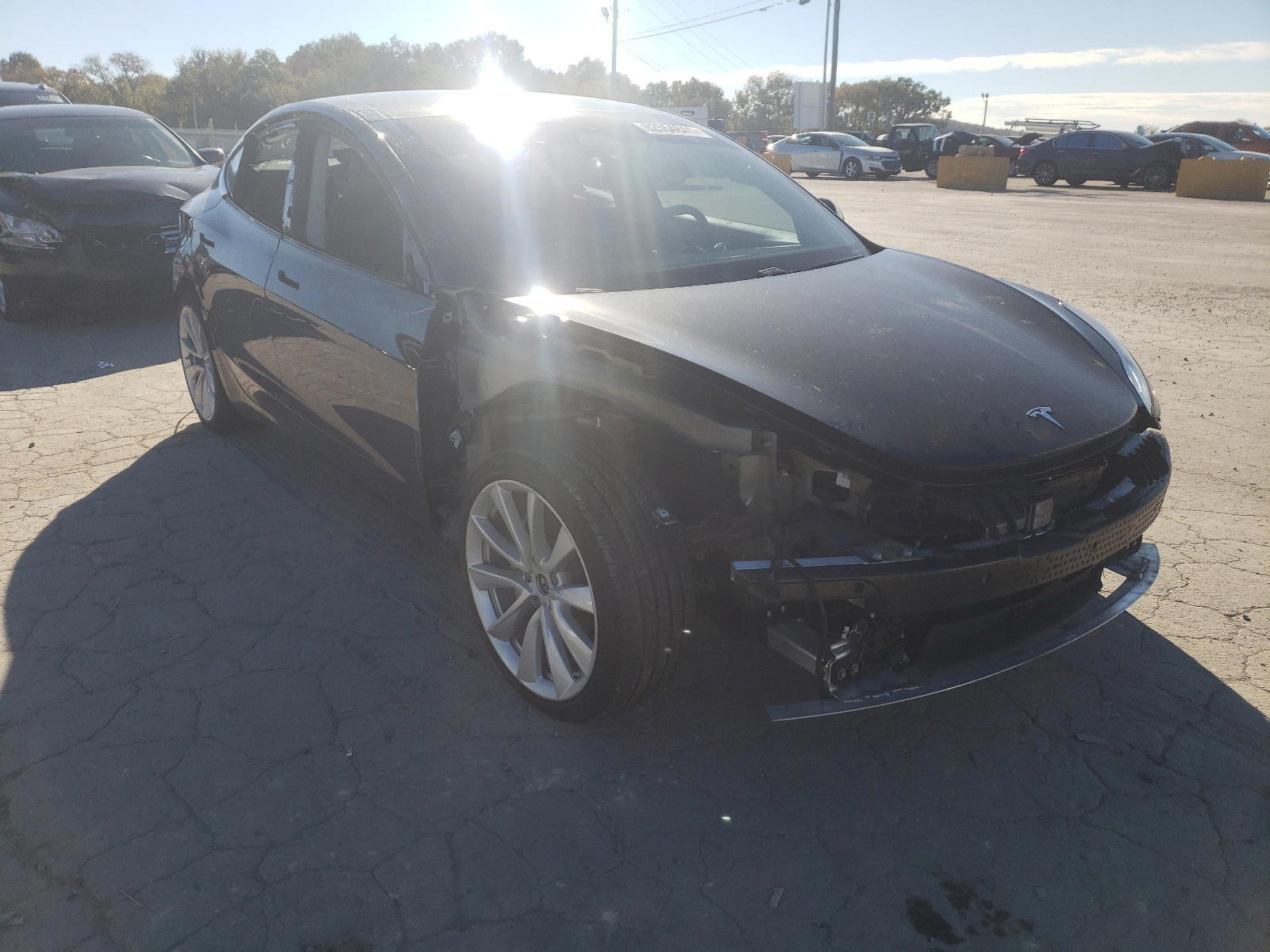 TESLA MODEL 3 2020 with VIN 5YJ3E1EBXLF647817 - Photo from auction