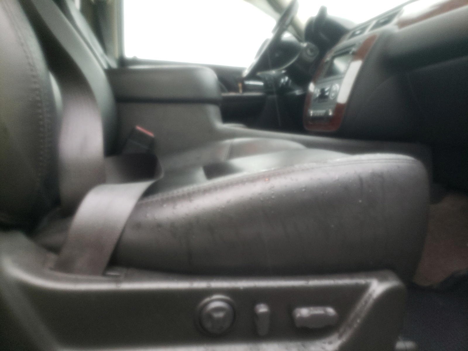 Photo 5 from auction – 2009 CHEVROLET AVALANCHE with VIN 3GNFK32349G112863