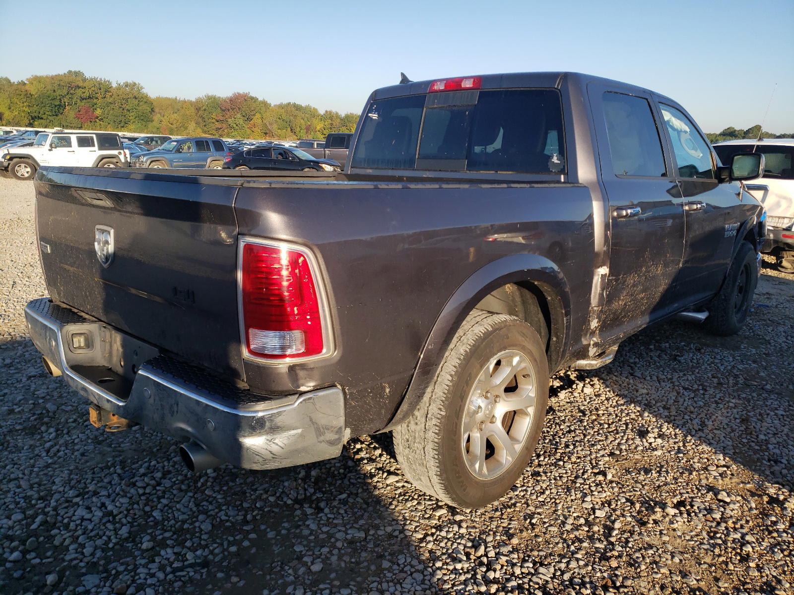 Photo 4 from auction – 2014 RAM 1500 LARAM with VIN 1C6RR6NT2ES458595