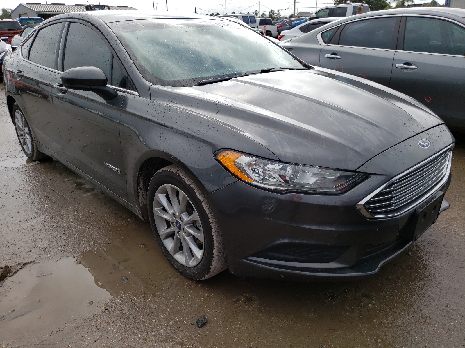 Photo 1 from auction – 2017 FORD FUSION HYB with VIN 3FA6P0LU6HR280044