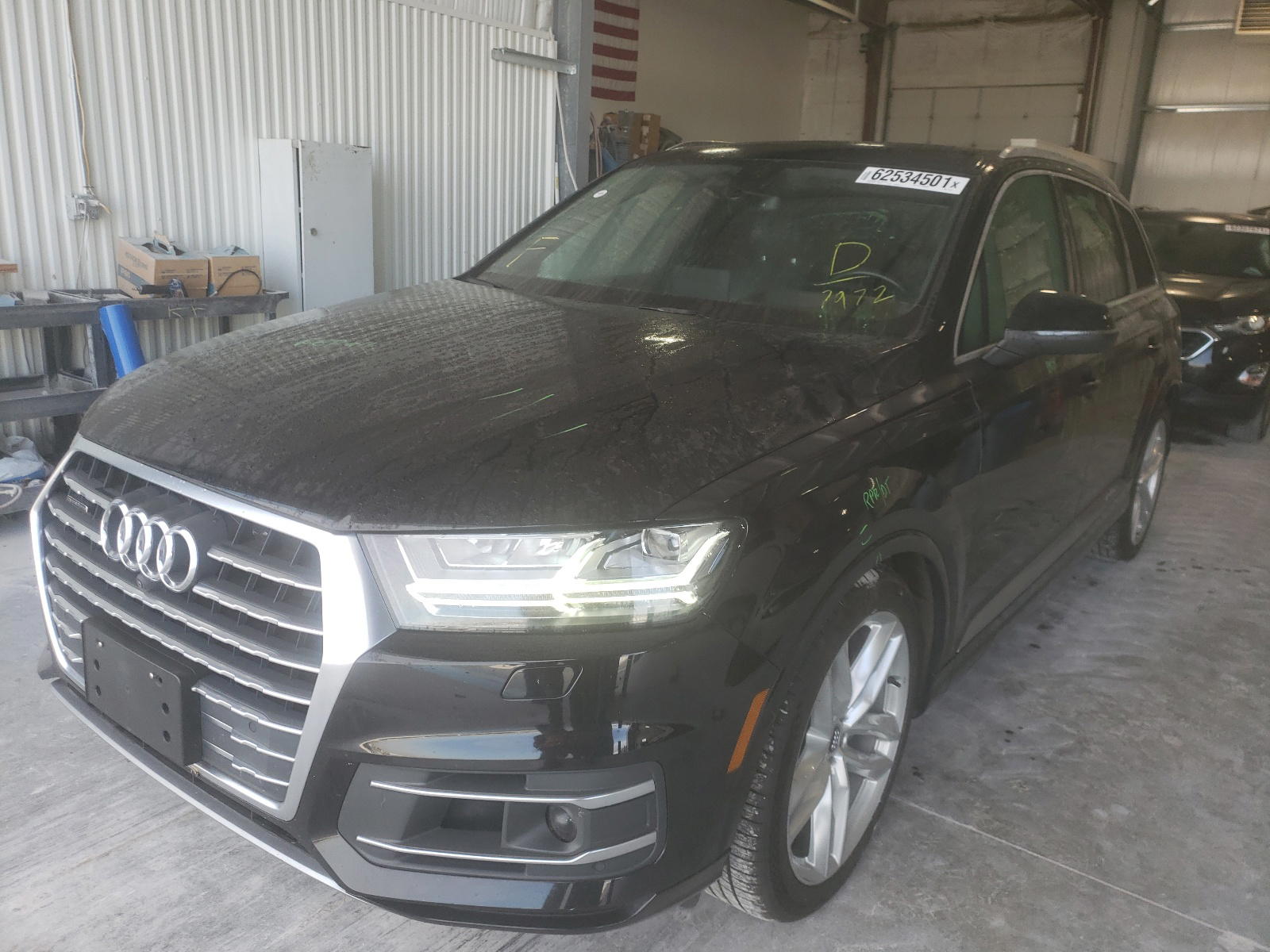Photo 2 from auction – 2017 AUDI Q7 PRESTIG with VIN WA1VAAF77HD017972