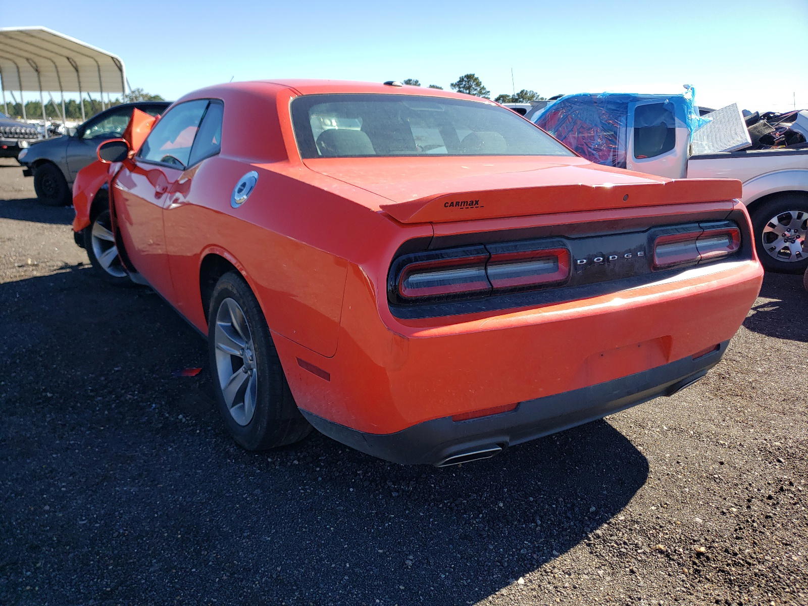 Photo 3 from auction – 2019 DODGE CHALLENGER with VIN 2C3CDZAG7KH649542