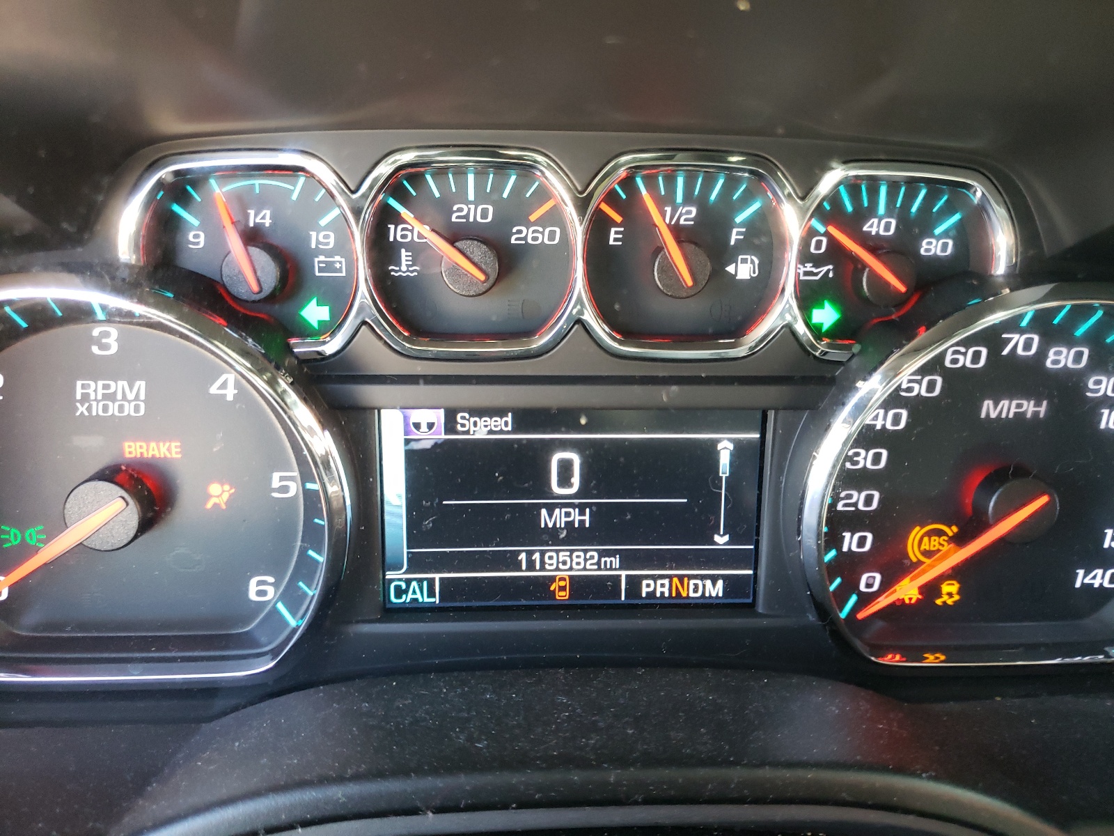 Photo 8 from auction – 2015 CHEVROLET TAHOE C150 with VIN 1GNSCBKC5FR700305