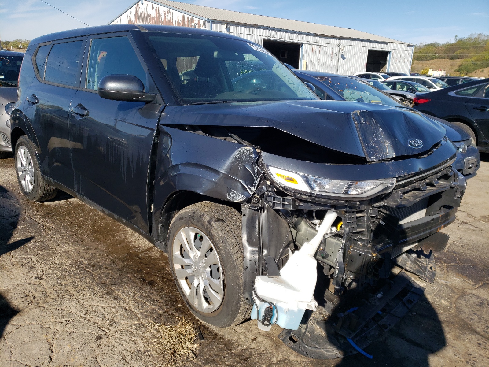KIA SOUL LX 2020 with VIN KNDJ23AUXL7077536 - Photo from auction