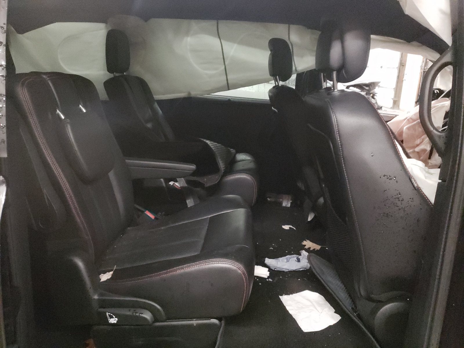 Photo 6 from auction – 2019 DODGE GRAND CARA with VIN 2C4RDGEG8KR591178