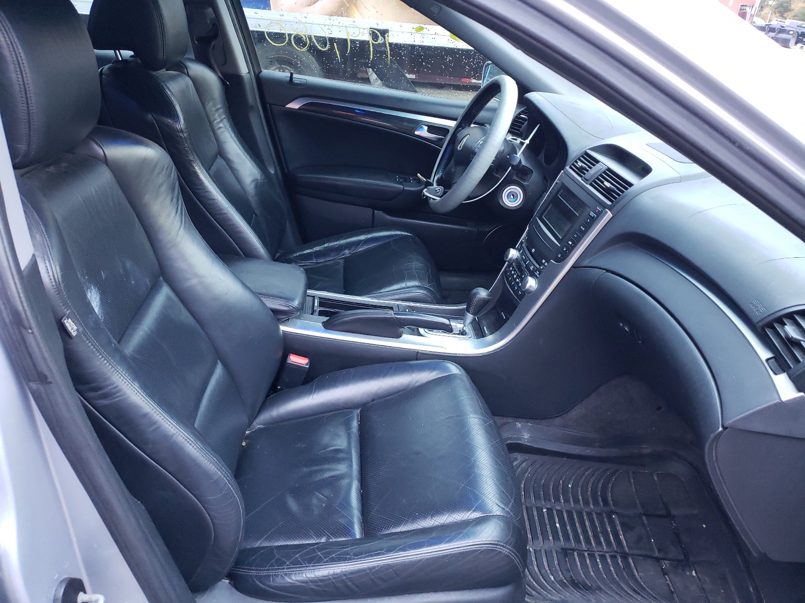 Photo 5 from auction – 2004 ACURA TL with VIN 19UUA66284A001621