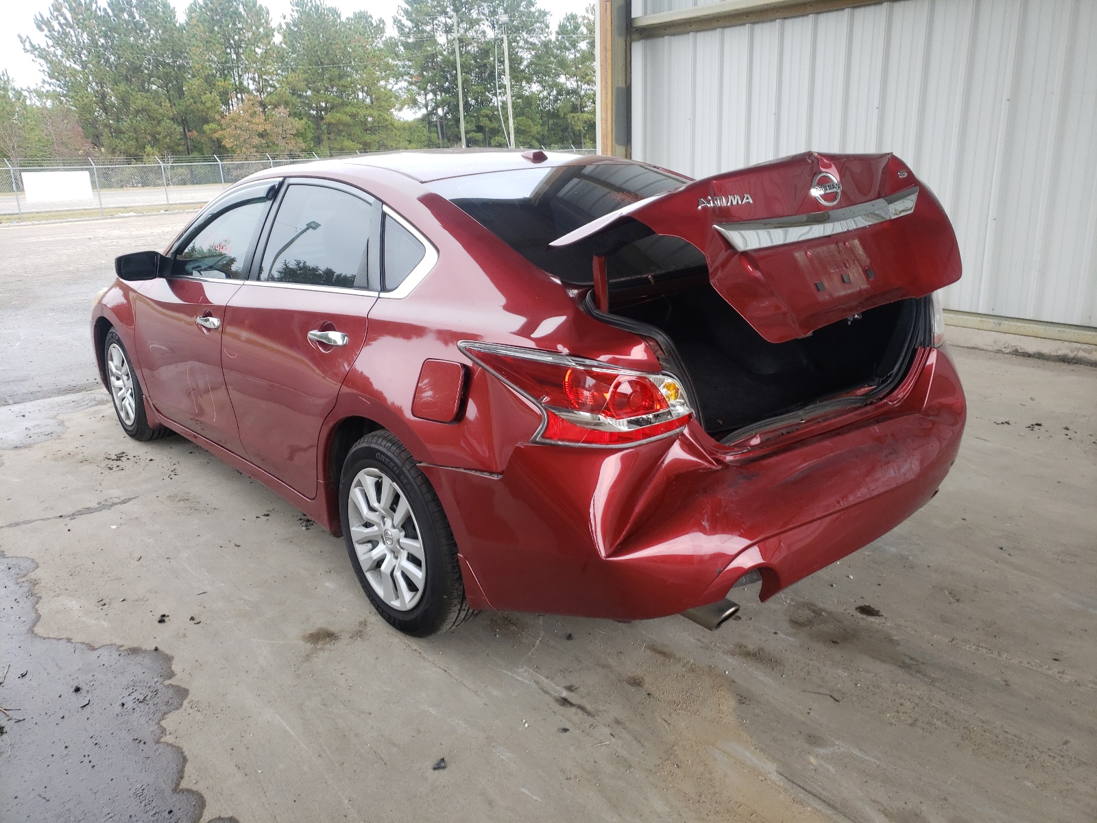 Фото 3 с аукциона – 2015 NISSAN ALTIMA 2.5 с VIN 1N4AL3AP1FC410134