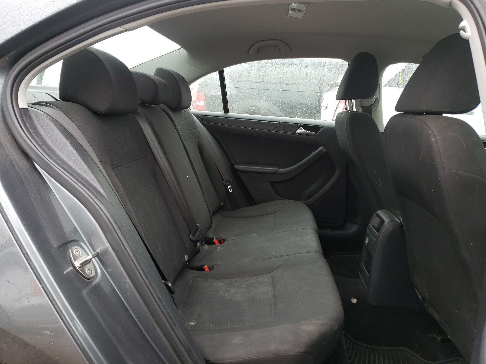 Photo 6 from auction – 2016 VOLKSWAGEN JETTA S with VIN 3VW267AJ8GM396755