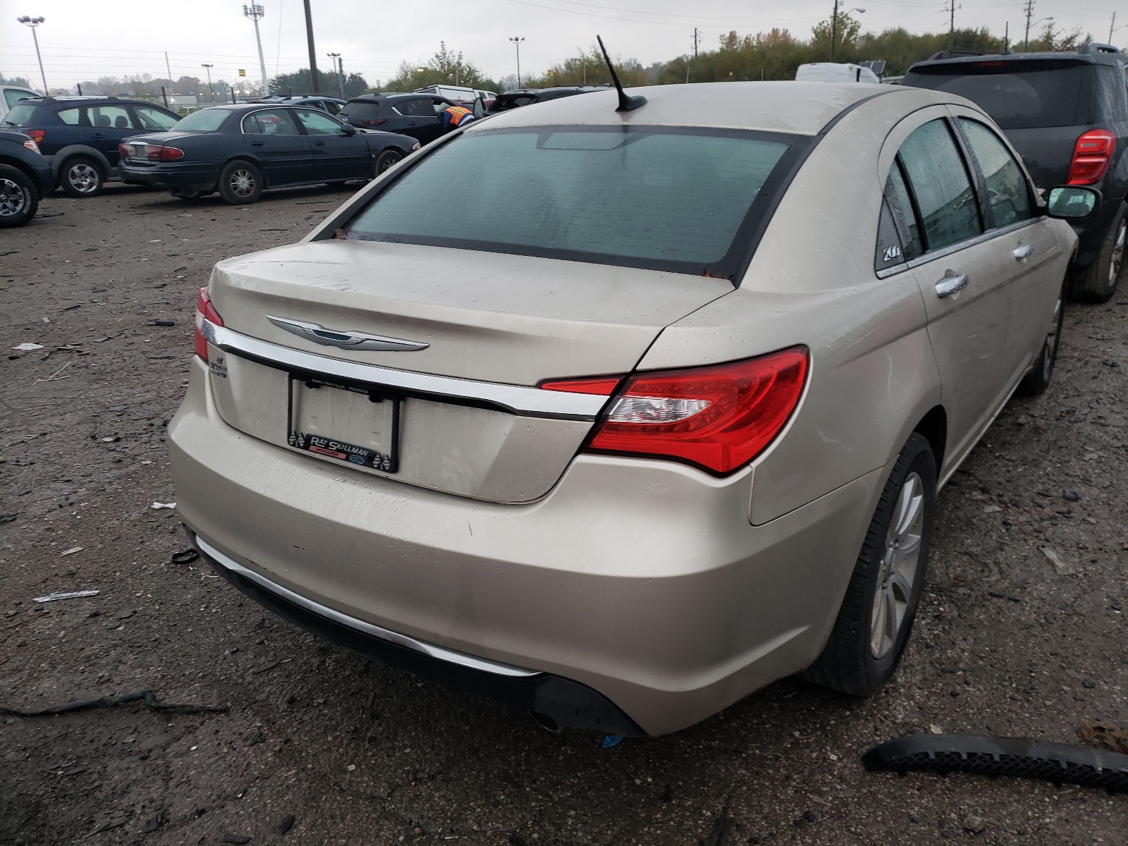 صورة رقم 4 من المزاد - 2014 CHRYSLER 200 LIMITE مع VIN 1C3CCBCGXEN153038