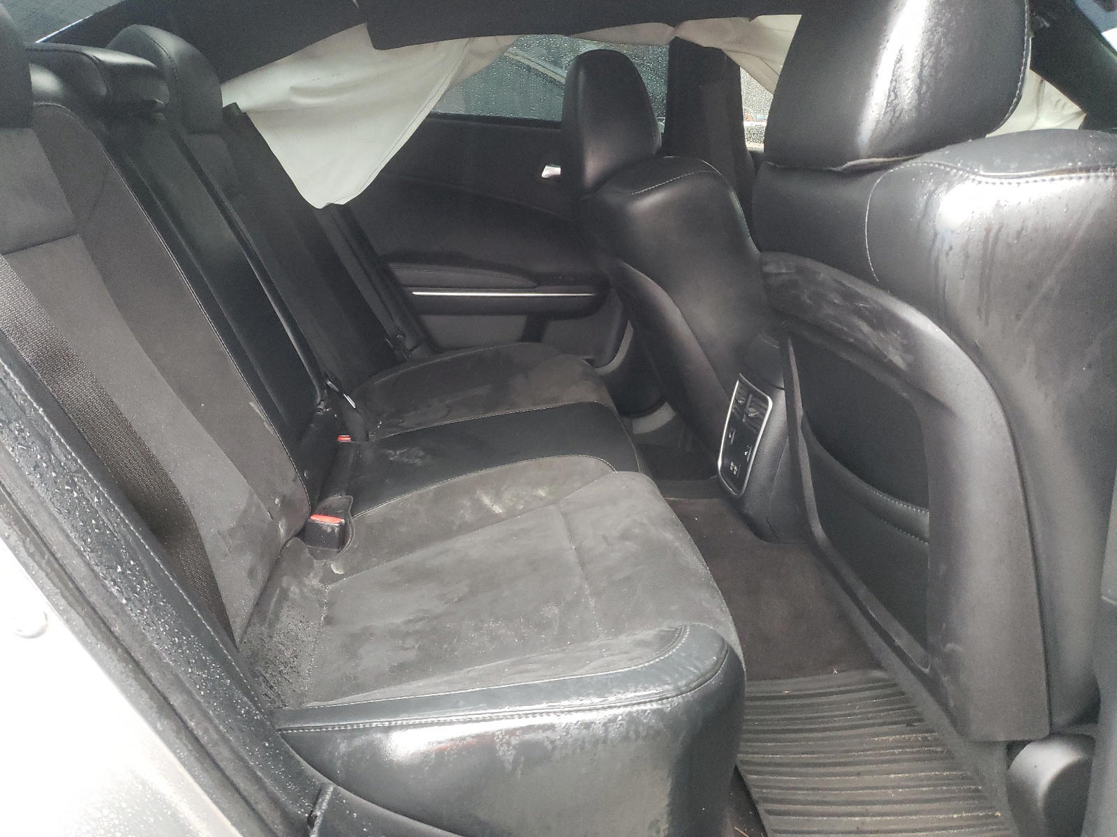 Photo 6 from auction – 2016 DODGE CHARGER R/ with VIN 2C3CDXGJXGH339898