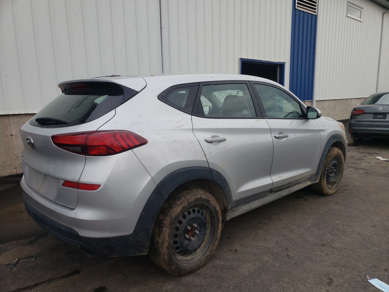 Photo 4 from auction – 2019 HYUNDAI TUCSON SE with VIN KM8J23A42KU044297
