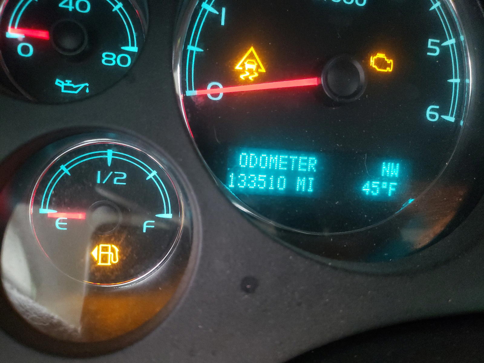Photo 8 from auction – 2011 GMC YUKON DENA with VIN 1GKS2EEF2BR214634