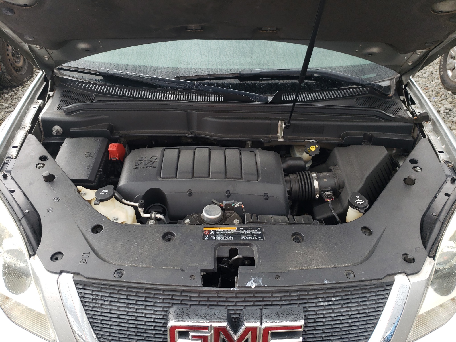 Photo 7 from auction – 2011 GMC ACADIA SLE with VIN 1GKKRPED6BJ202703