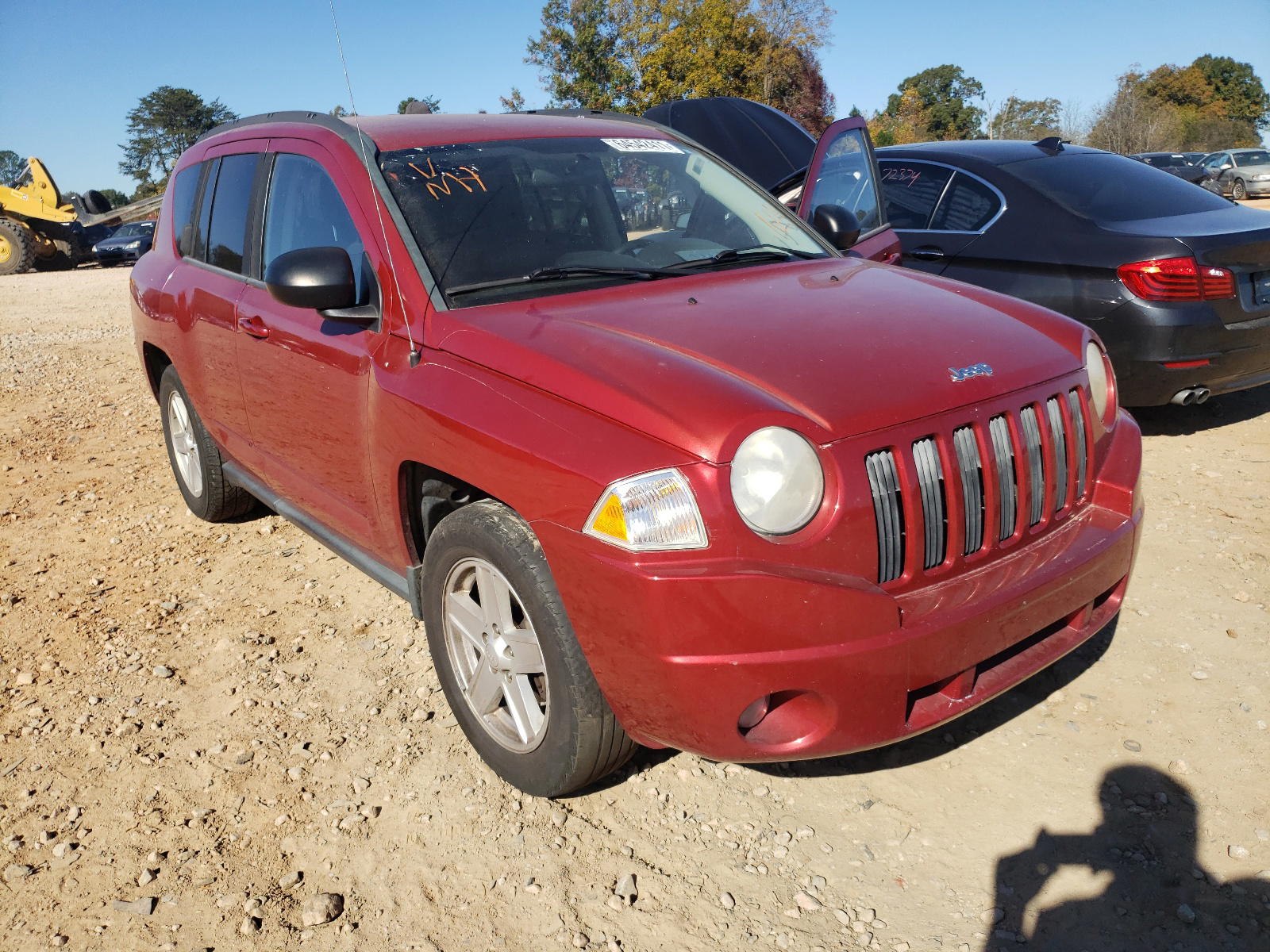 JEEP COMPASS SP 2010 with VIN 1J4NT4FB3AD612002 - Photo from auction