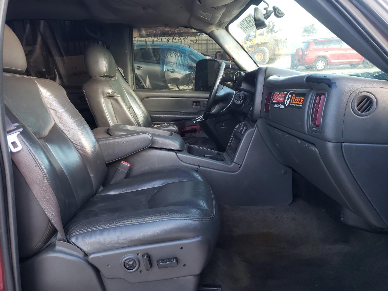 Photo 5 from auction – 2004 CHEVROLET SILVERADO with VIN 1GCHK23264F248715