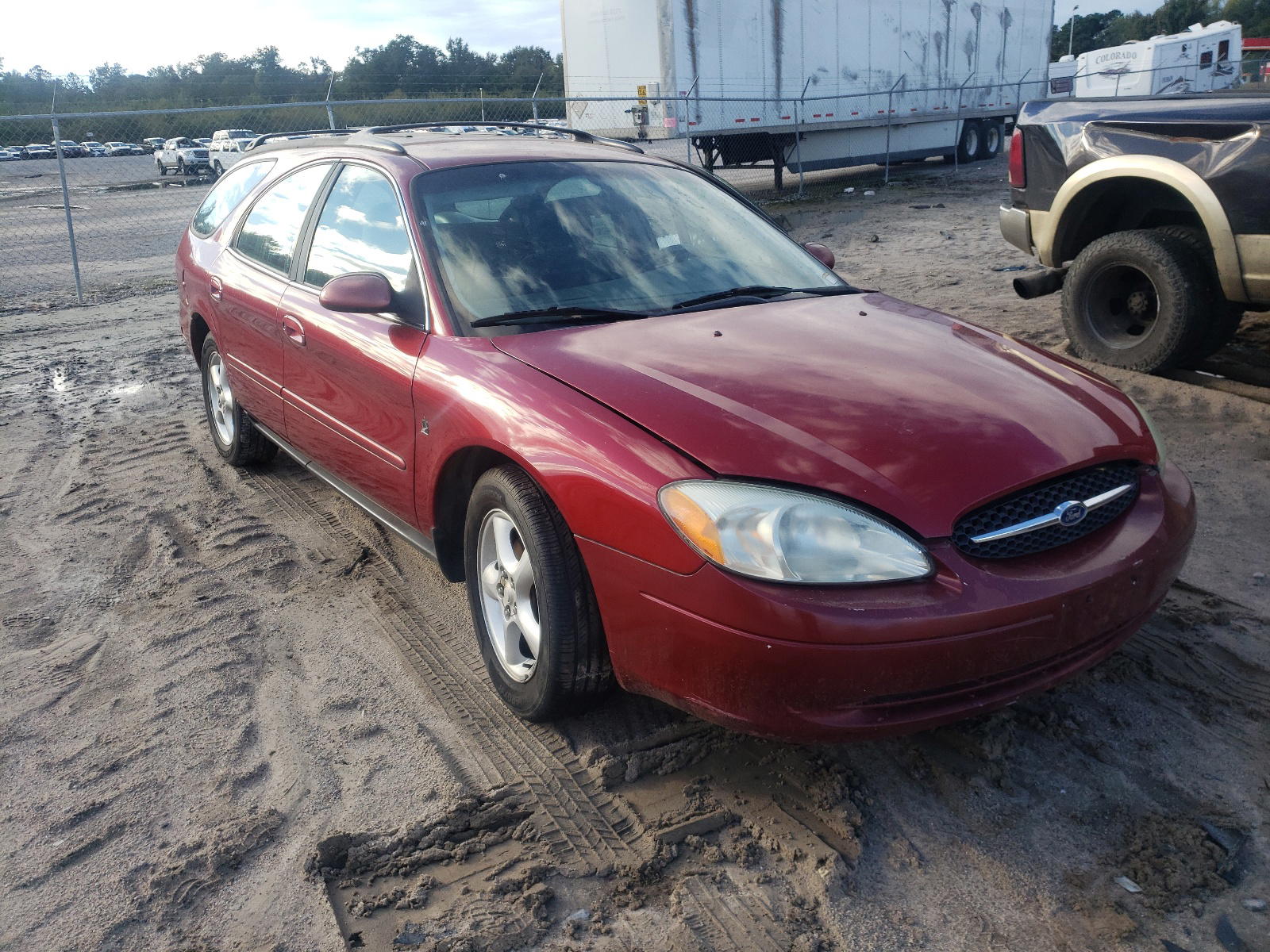 FORD TAURUS SE 2001 with VIN 1FAFP58271G243408 - Photo from auction