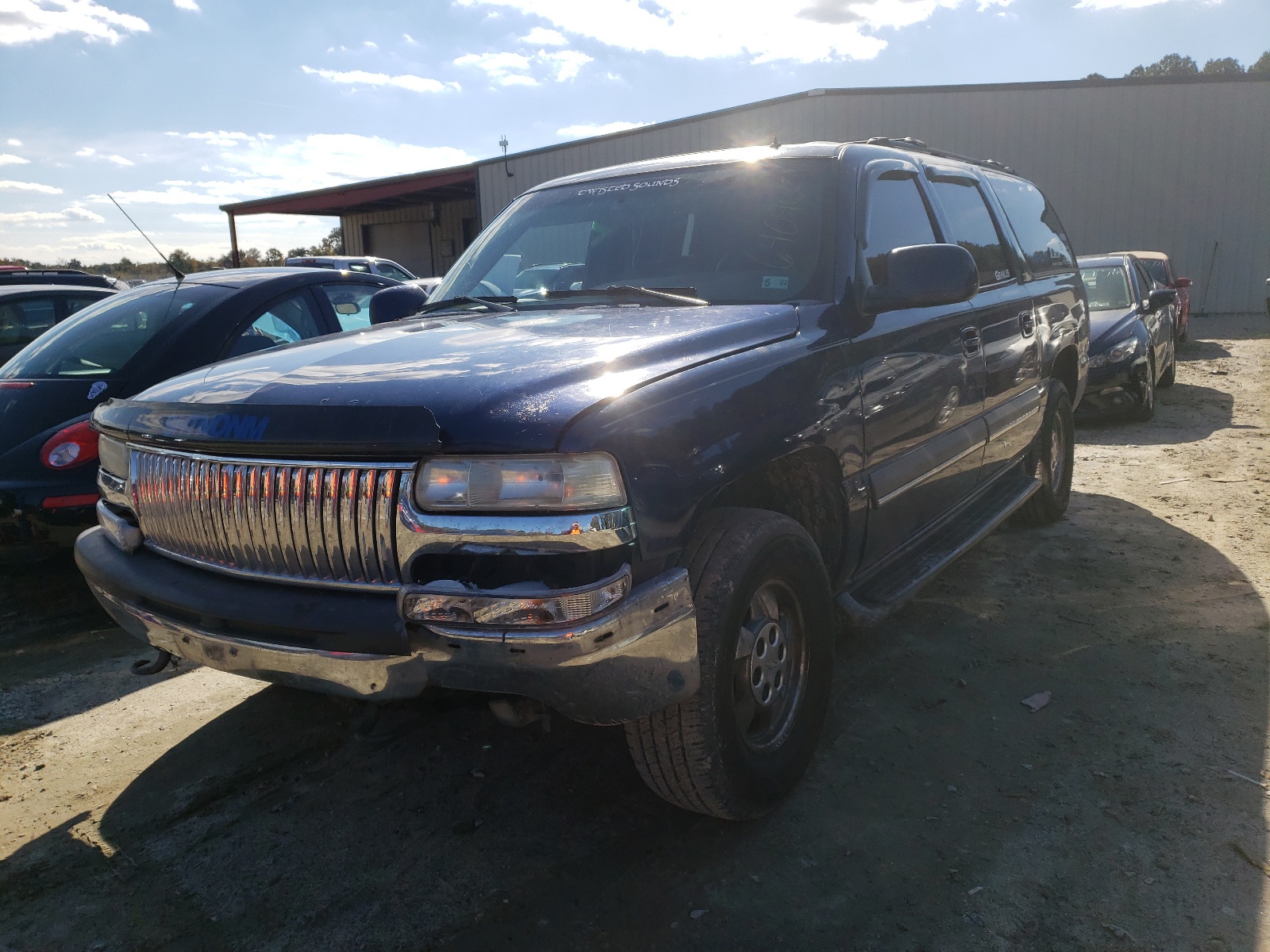 Photo 2 from auction – 2002 CHEVROLET SUBURBAN K with VIN 1GNFK16Z32J248036