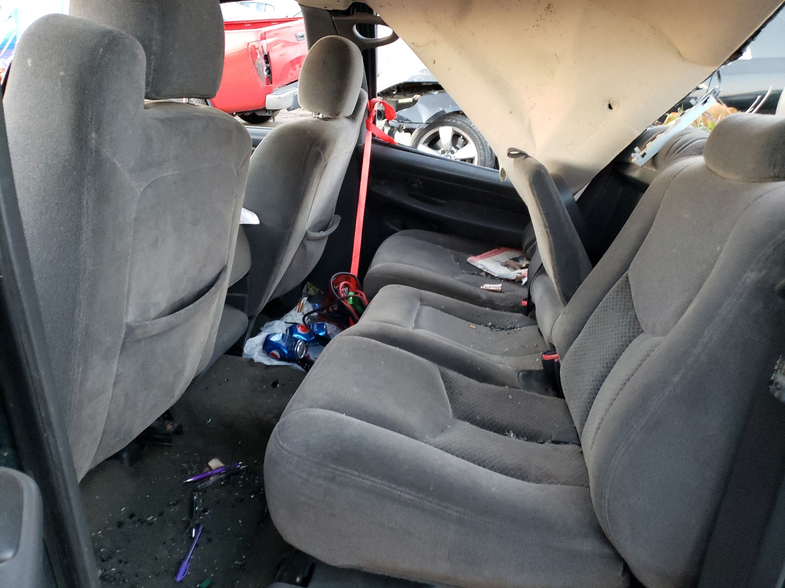 Photo 6 from auction – 2006 CHEVROLET SILVERADO with VIN 2GCEK13T661246379