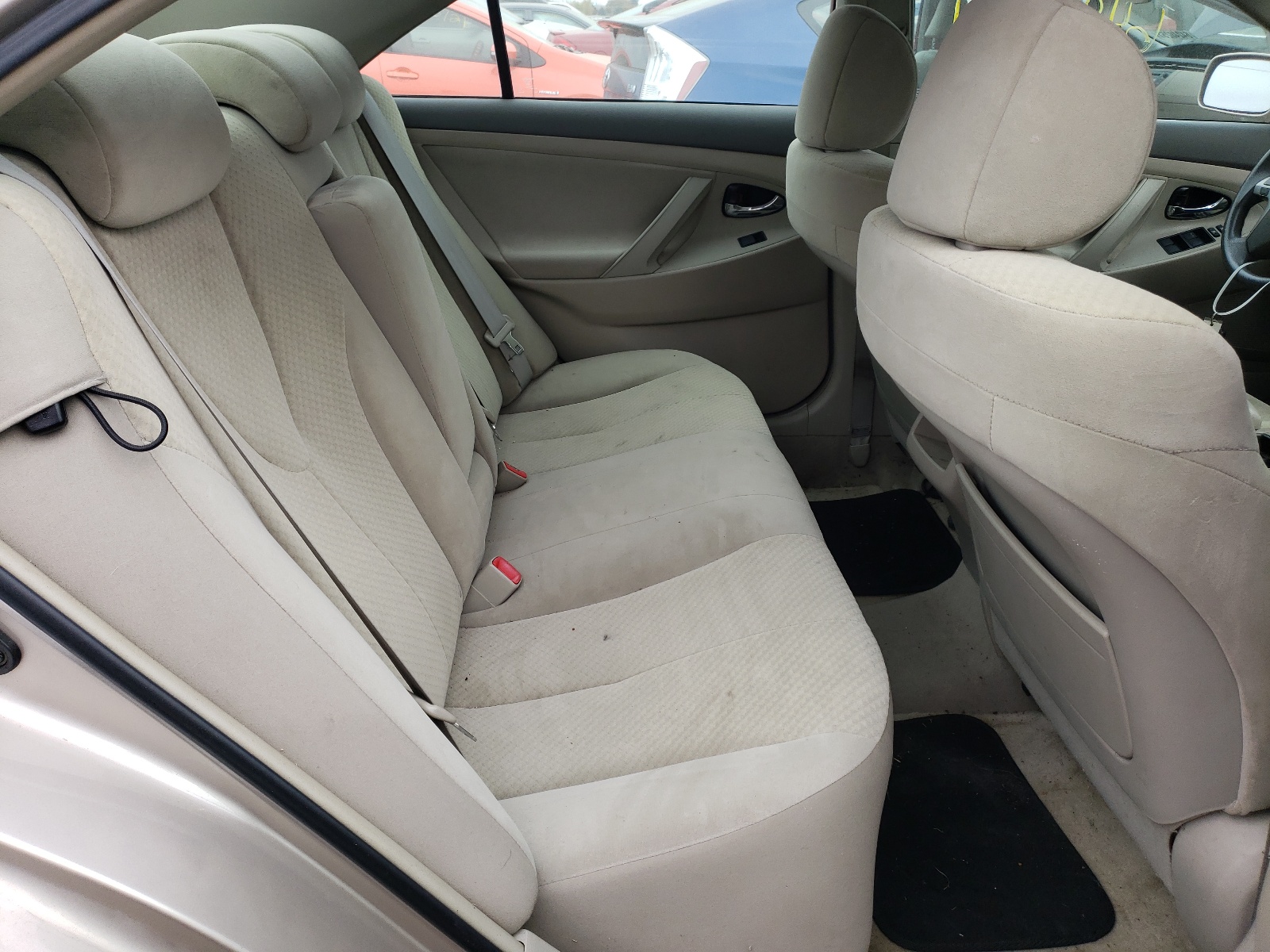 Photo 6 from auction – 2007 TOYOTA CAMRY CE with VIN 4T1BE46K47U557602