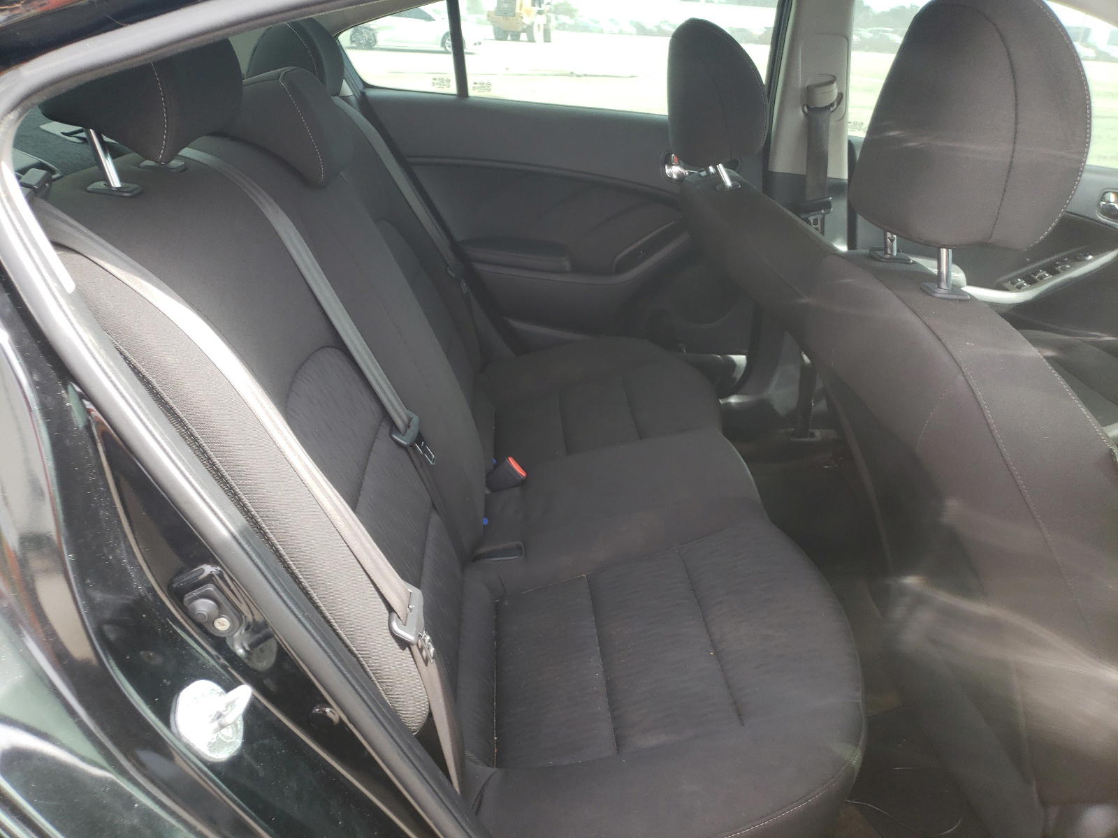 Photo 6 from auction – 2016 KIA FORTE LX with VIN KNAFK4A67G5458255