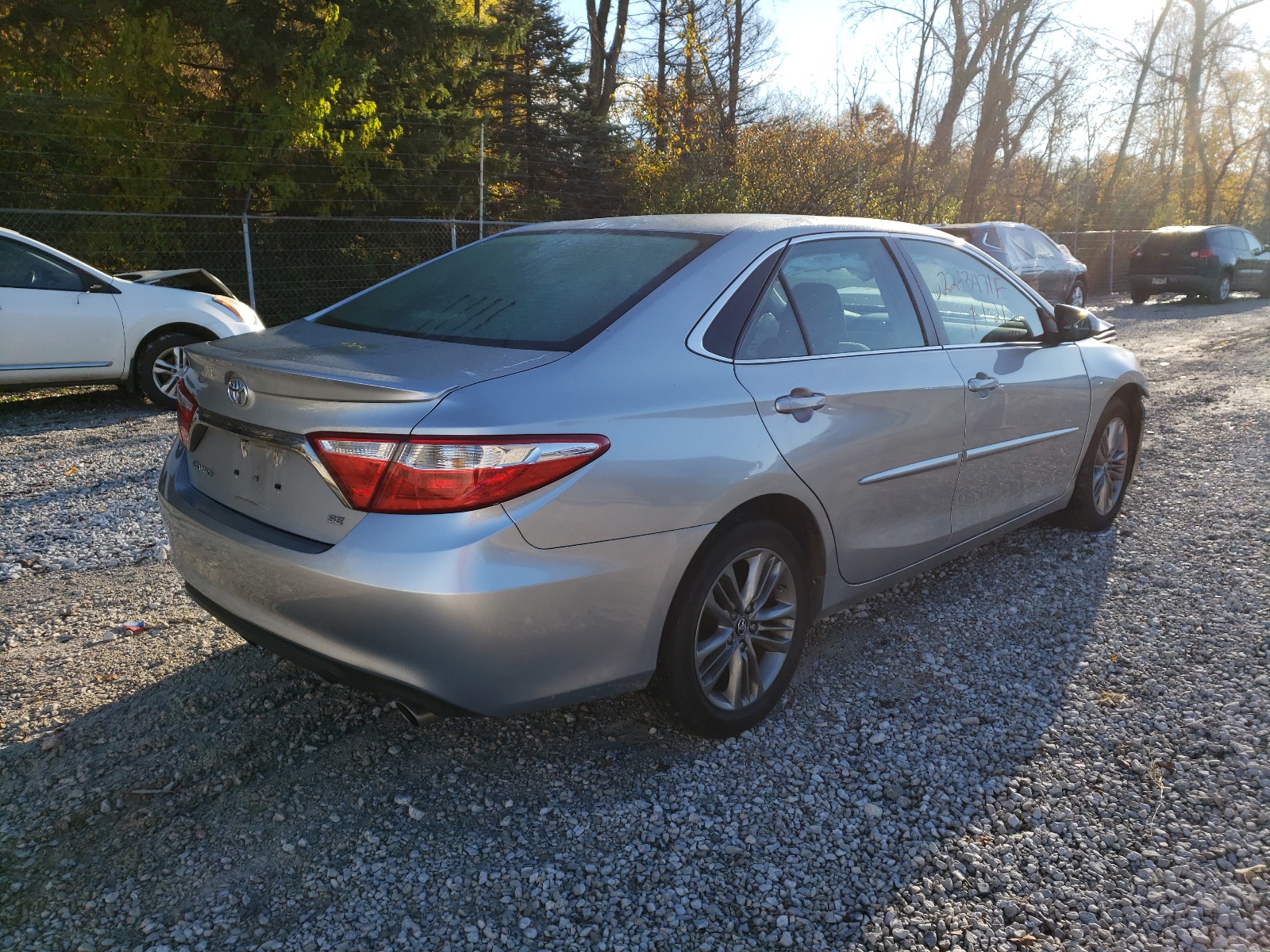 Photo 4 from auction – 2017 TOYOTA CAMRY LE/X with VIN 4T1BF1FK1HU653720