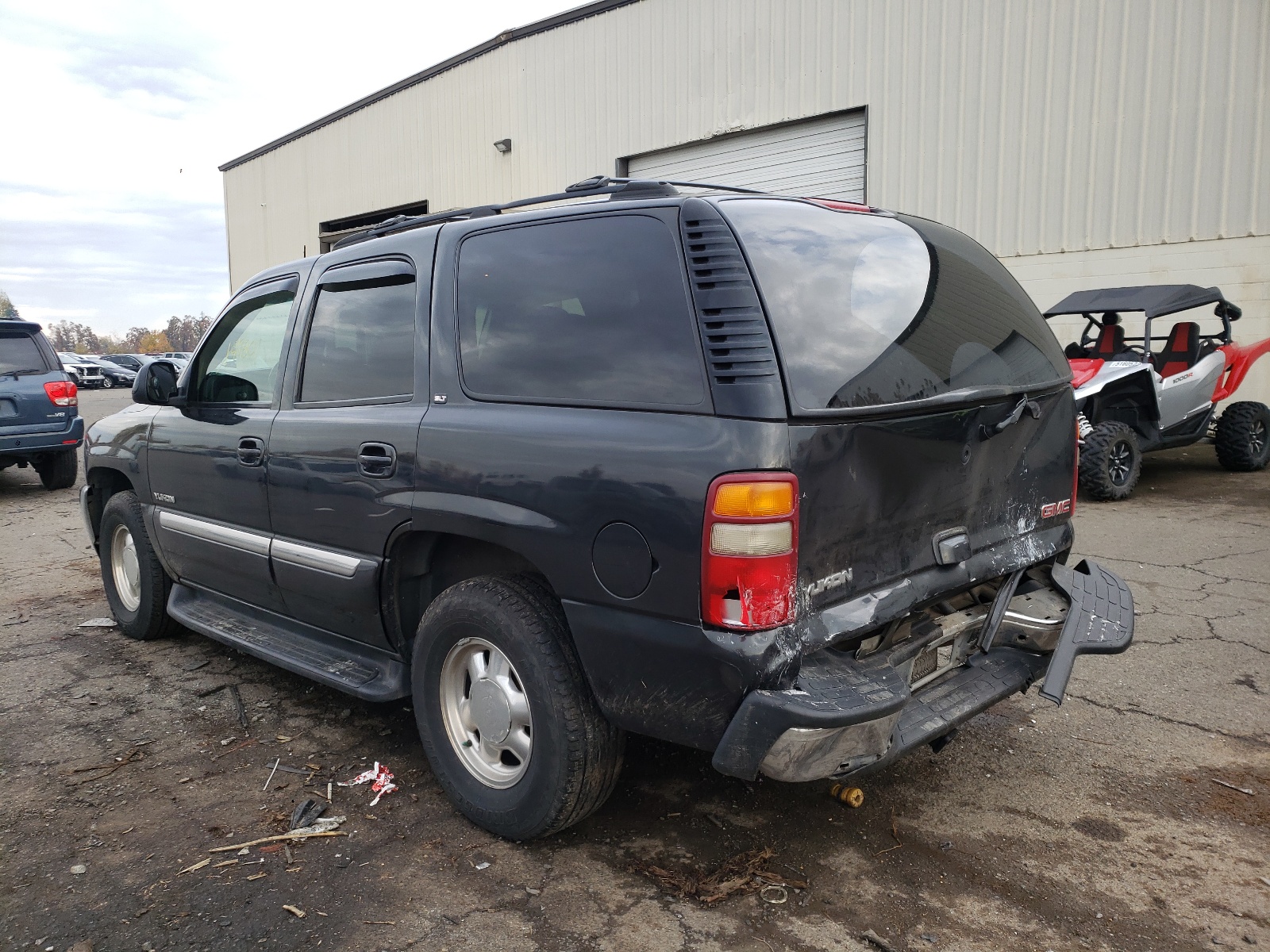 Photo 3 from auction – 2003 GMC YUKON with VIN 1GKEK13Z93R278464