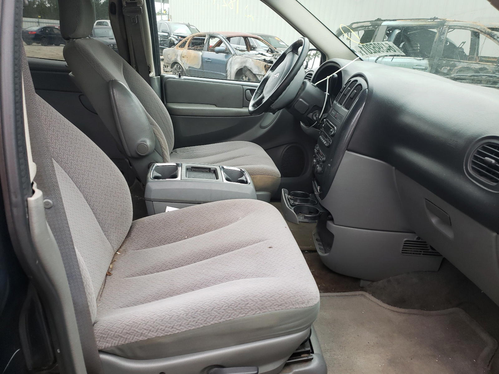 Photo 5 from auction – 2007 DODGE GRAND CARA with VIN 2D4GP44L87R216302