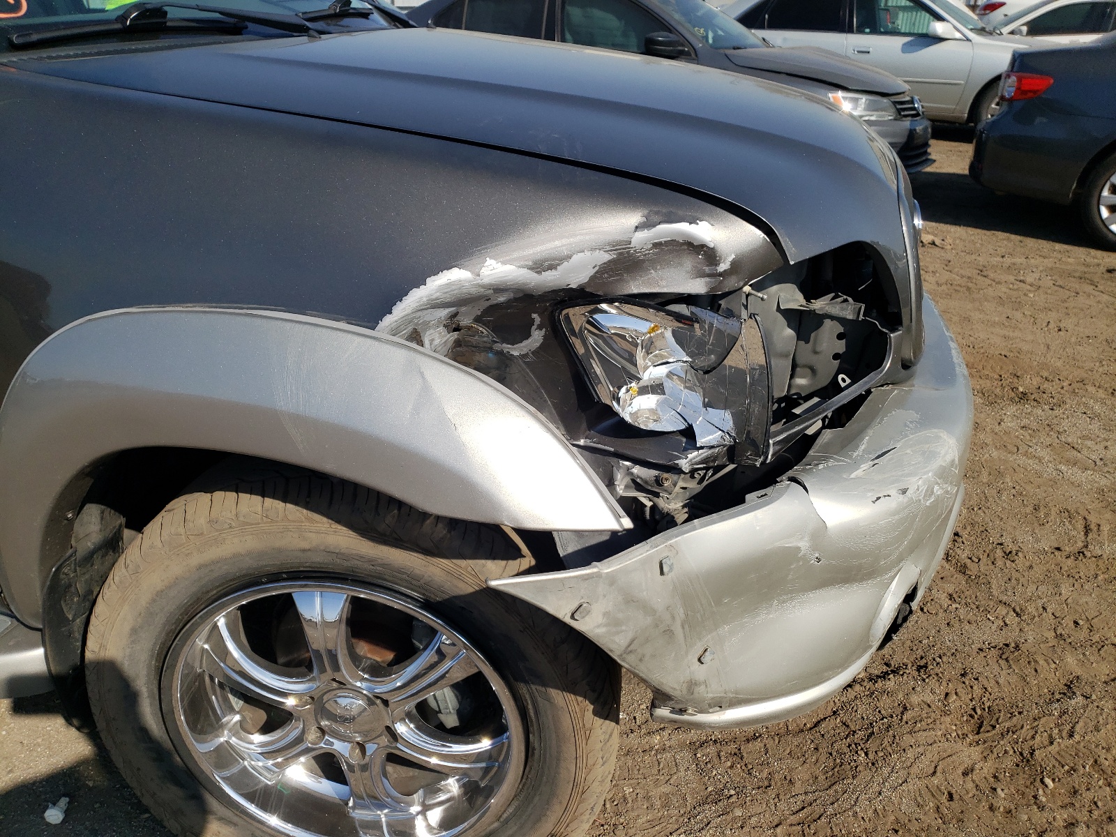Photo 9 from auction – 2003 TOYOTA SEQUOIA LI with VIN 5TDZT34A03S138741