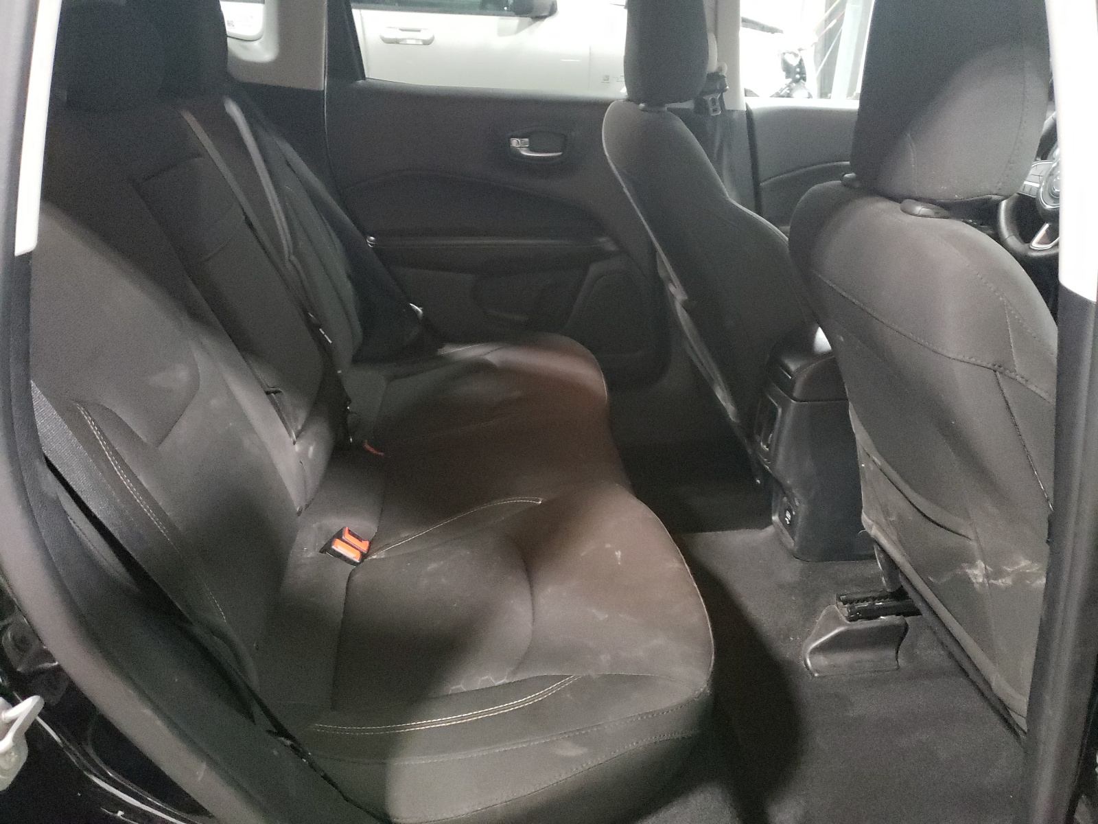 Zdjęcie 6 z aukcji – 2018 JEEP COMPASS SP z VIN 3C4NJCAB8JT204148