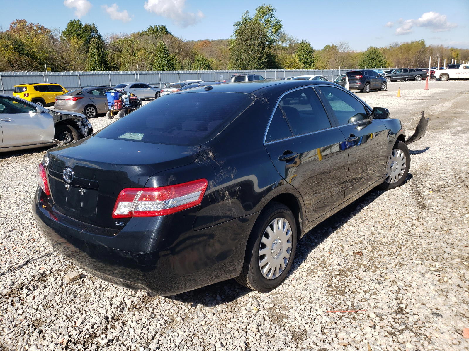 Photo 4 from auction – 2011 TOYOTA CAMRY BASE with VIN 4T1BF3EK3BU768758