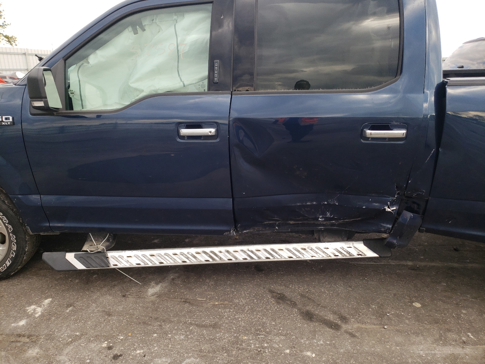 Photo 9 from auction – 2019 FORD F150 SUPER with VIN 1FTFW1E46KFC60381