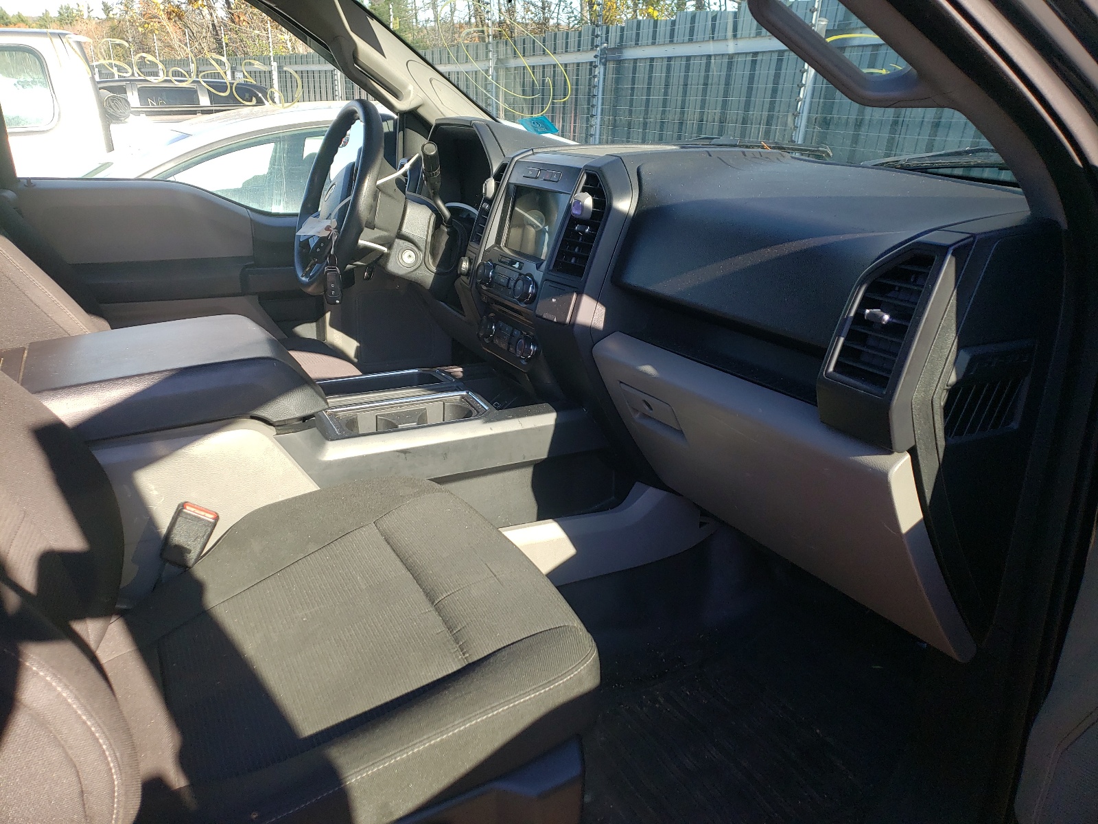 Photo 5 from auction – 2017 FORD F150 SUPER with VIN 1FTEX1EP9HFC10778