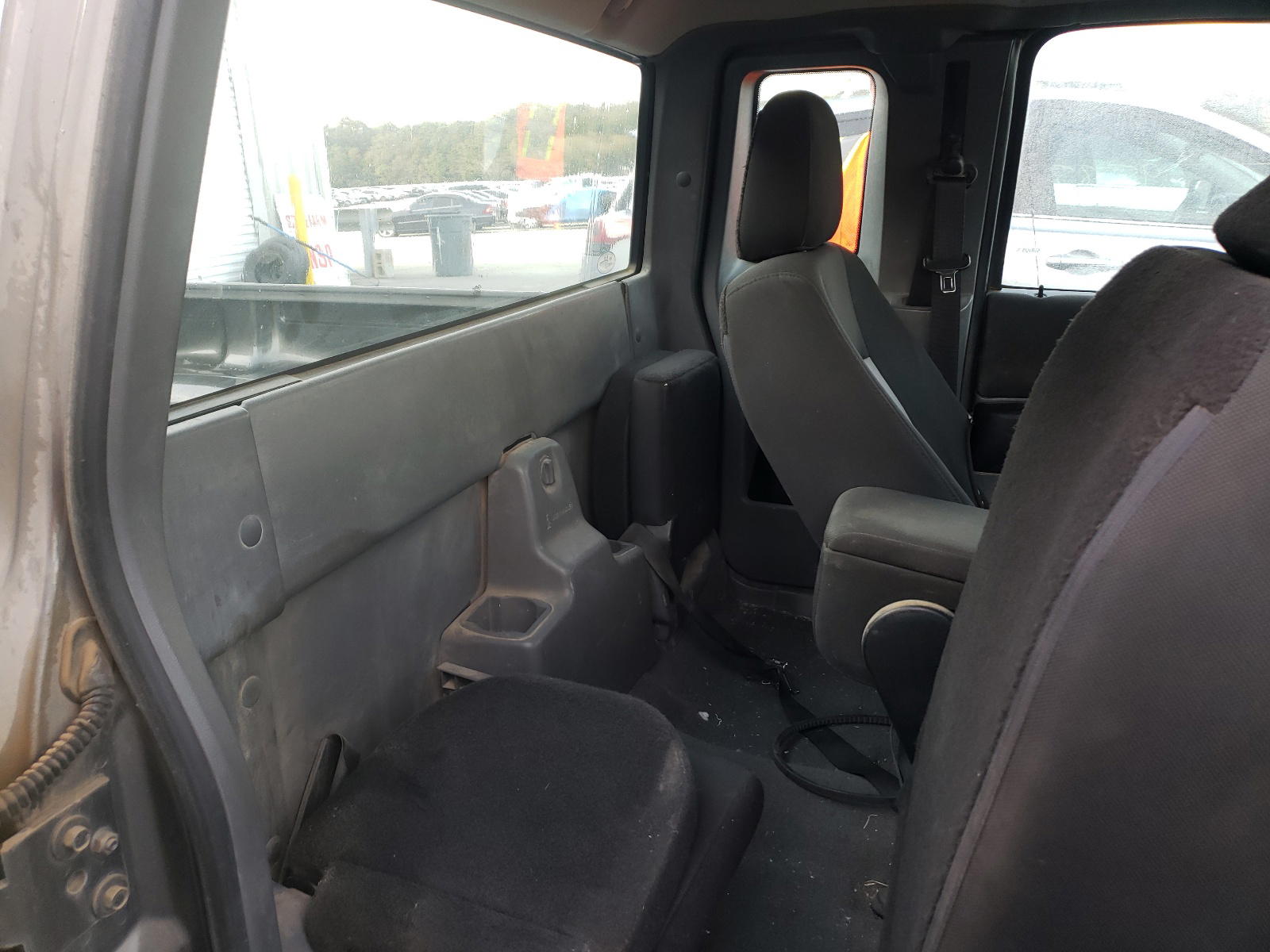 Photo 6 from auction – 2011 FORD RANGER SUP with VIN 1FTLR4FE0BPA27416