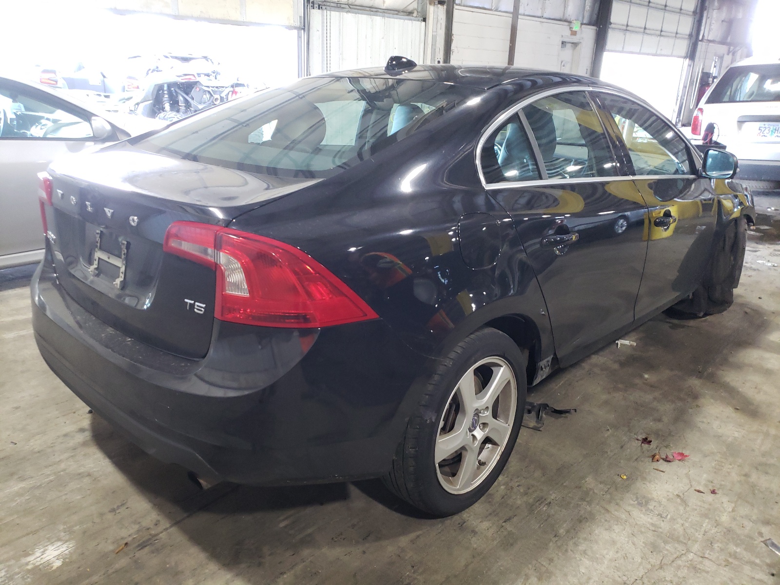 Photo 4 from auction – 2012 VOLVO S60 T5 with VIN YV1622FS4C2091415