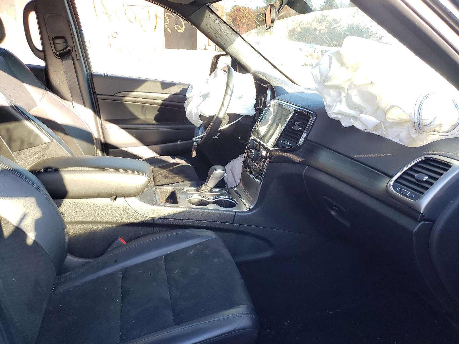 Photo 5 from auction – 2021 JEEP GRAND CHER with VIN 1C4RJFAG8MC615824