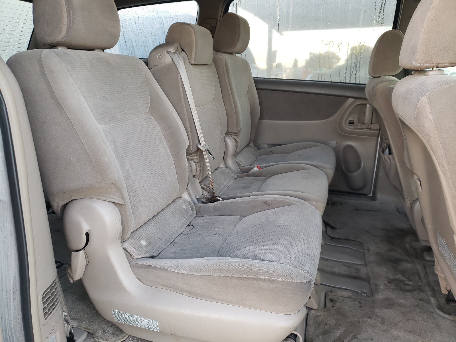 Photo 6 from auction – 2005 TOYOTA SIENNA CE with VIN 5TDZA23C25S352636
