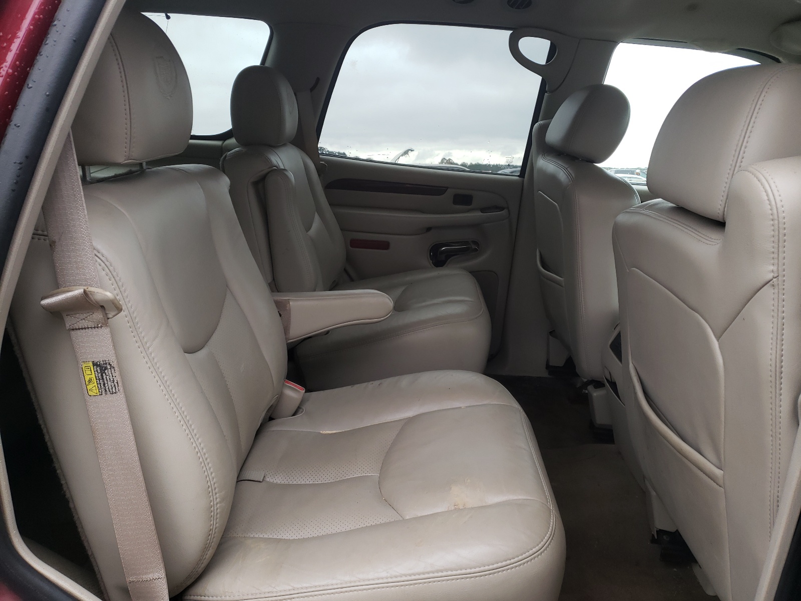 Photo 6 from auction – 2004 CADILLAC ESCALADE L with VIN 1GYEC63T84R130707