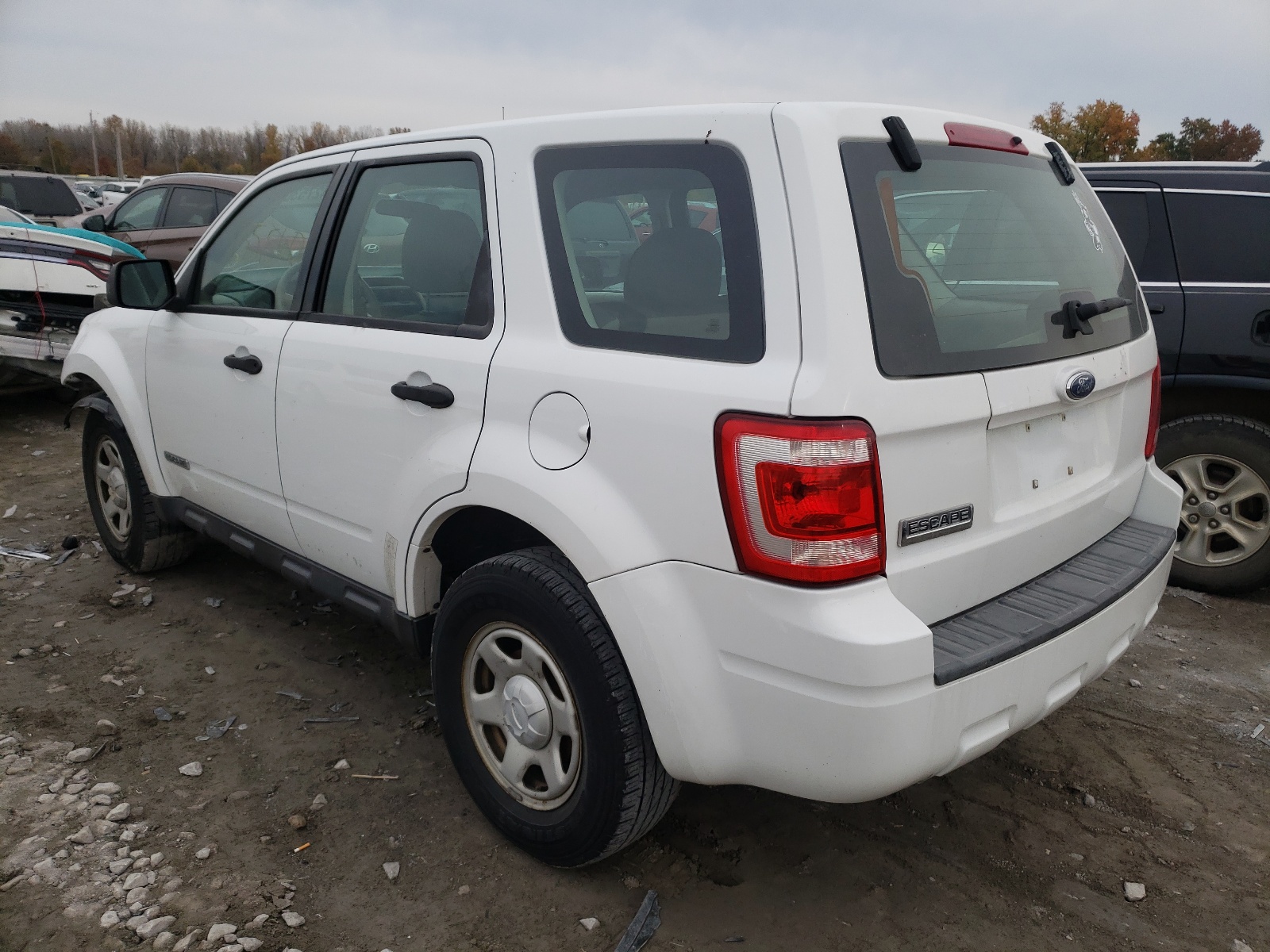 Photo 3 from auction – 2008 FORD ESCAPE XLS with VIN 1FMCU02Z48KB35538