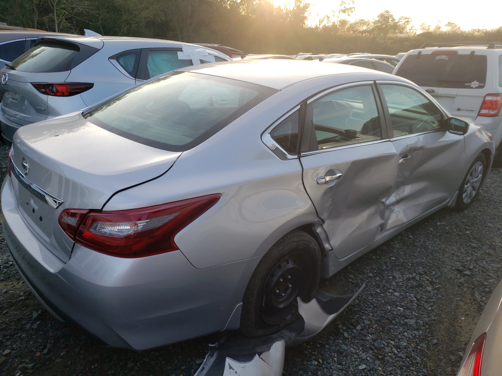 Photo 4 from auction – 2018 NISSAN ALTIMA 2.5 with VIN 1N4AL3AP6JC225554