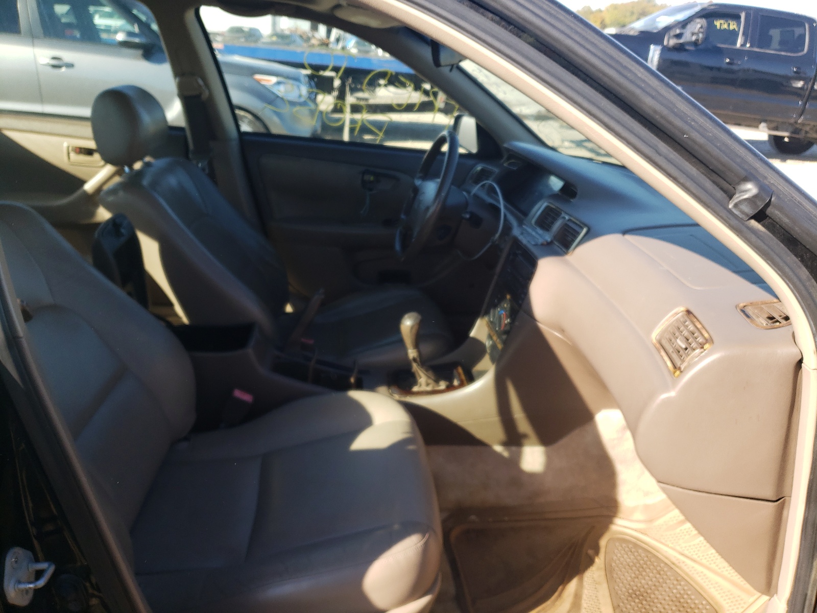 Photo 5 from auction – 2000 TOYOTA CAMRY LE with VIN 4T1BF22K5YU936181