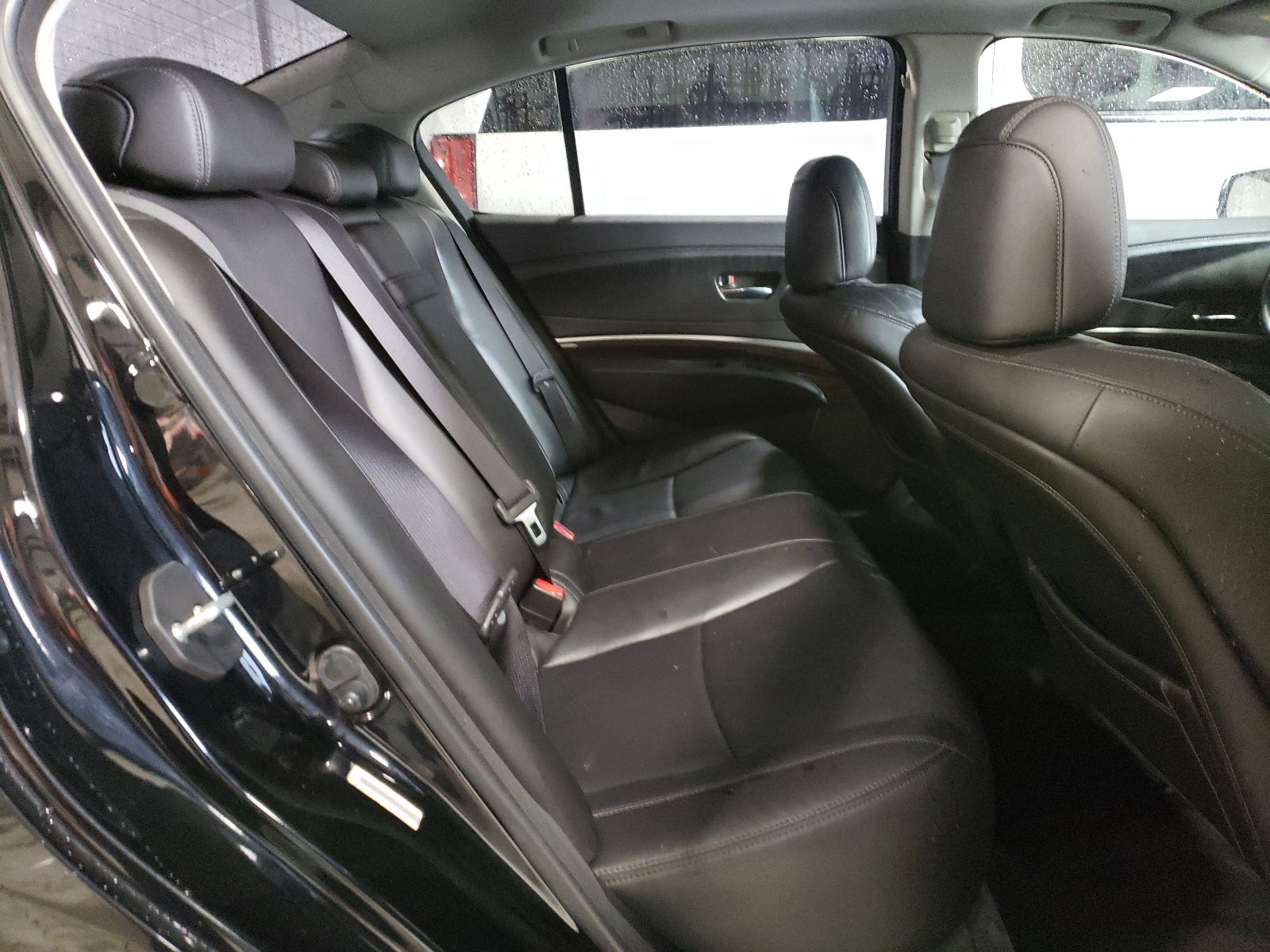 Zdjęcie 6 z aukcji – 2015 ACURA RLX TECH z VIN JH4KC1F52FC000645