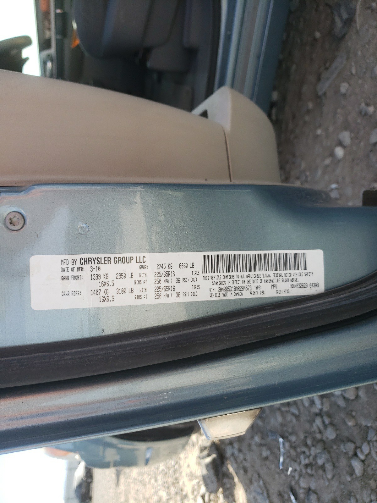 Photo 10 from auction – 2010 CHRYSLER TOWN & COU with VIN 2A4RR5D18AR284573