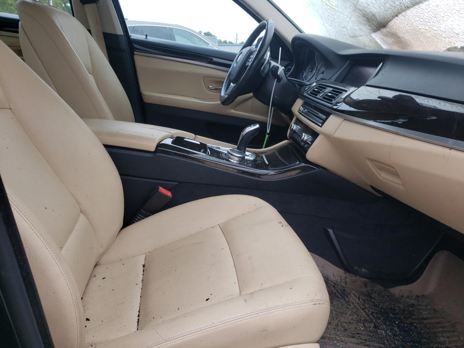 Photo 5 from auction – 2016 BMW 528 XI with VIN WBA5A7C57GG150754