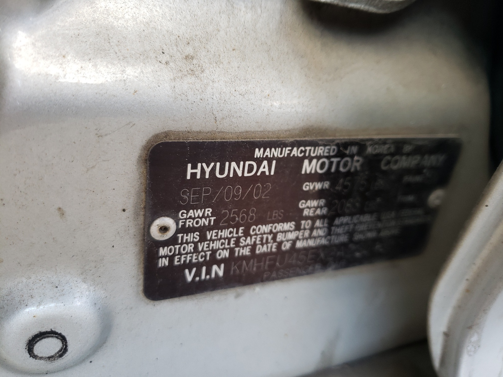 Photo 10 from auction – 2002 HYUNDAI XG 350 with VIN KMHFU45EX2A230485
