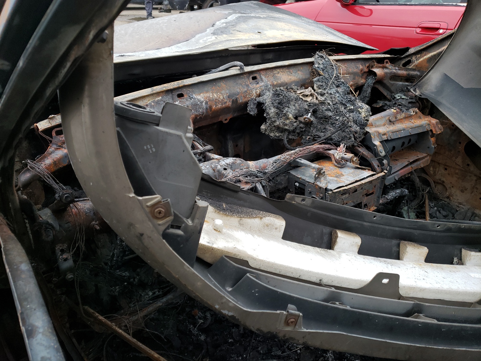Photo 8 from auction – 2000 TOYOTA AVALON XL with VIN 4T1BF28B6YU004532