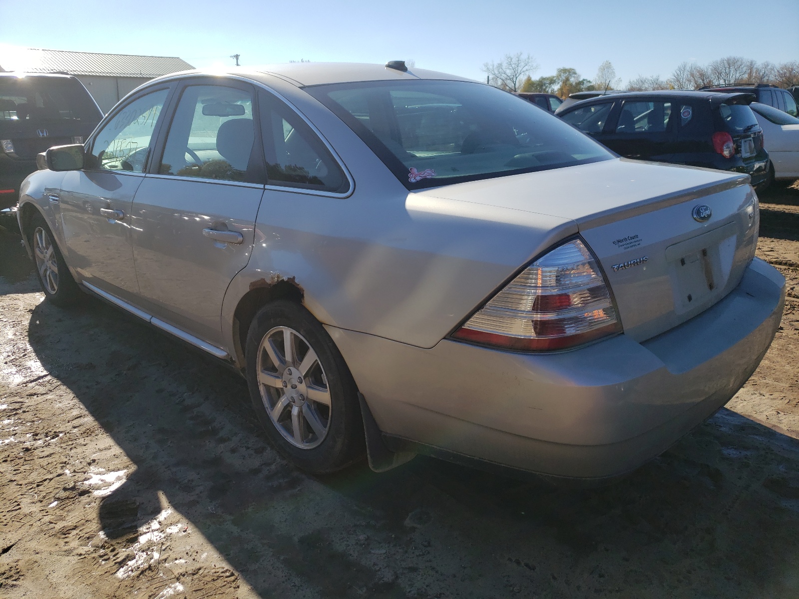 Photo 3 from auction – 2008 FORD TAURUS SEL with VIN 1FAHP24W08G106174